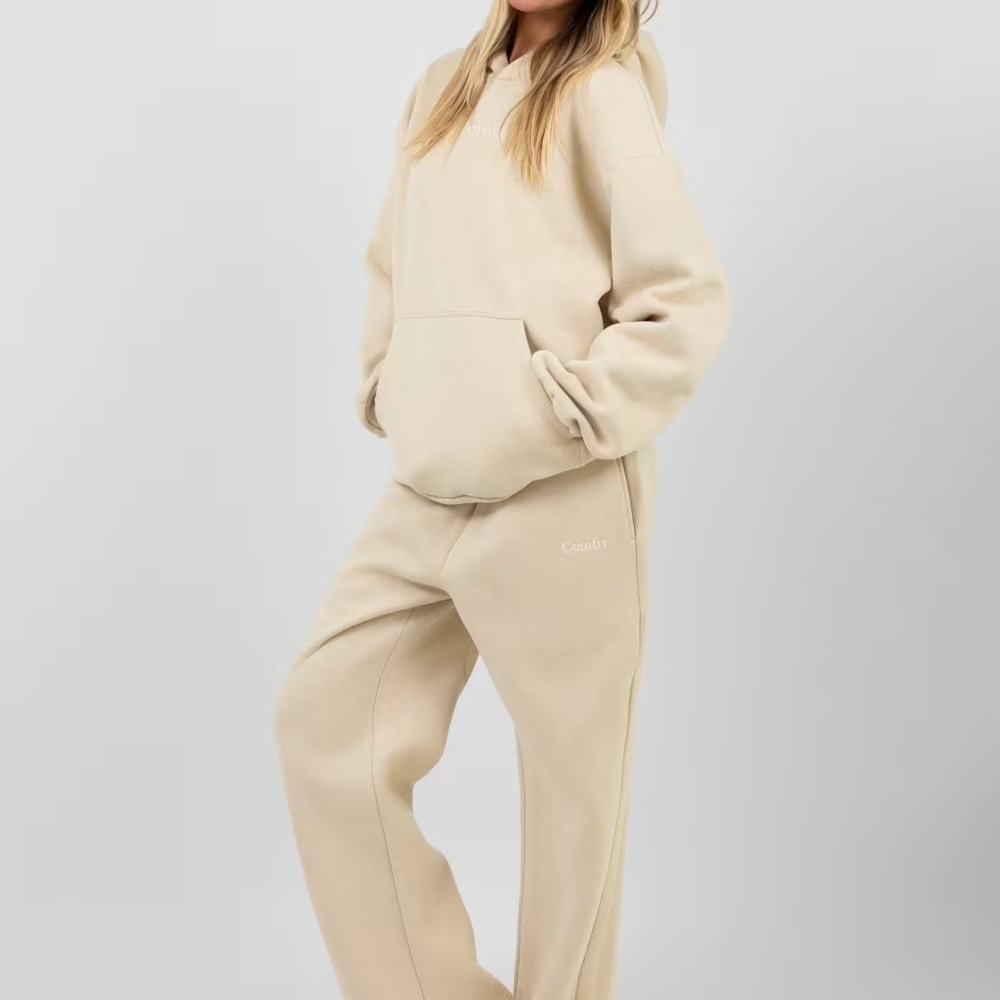 Comfrt Large Bone Signature Straightleg Sweatpants